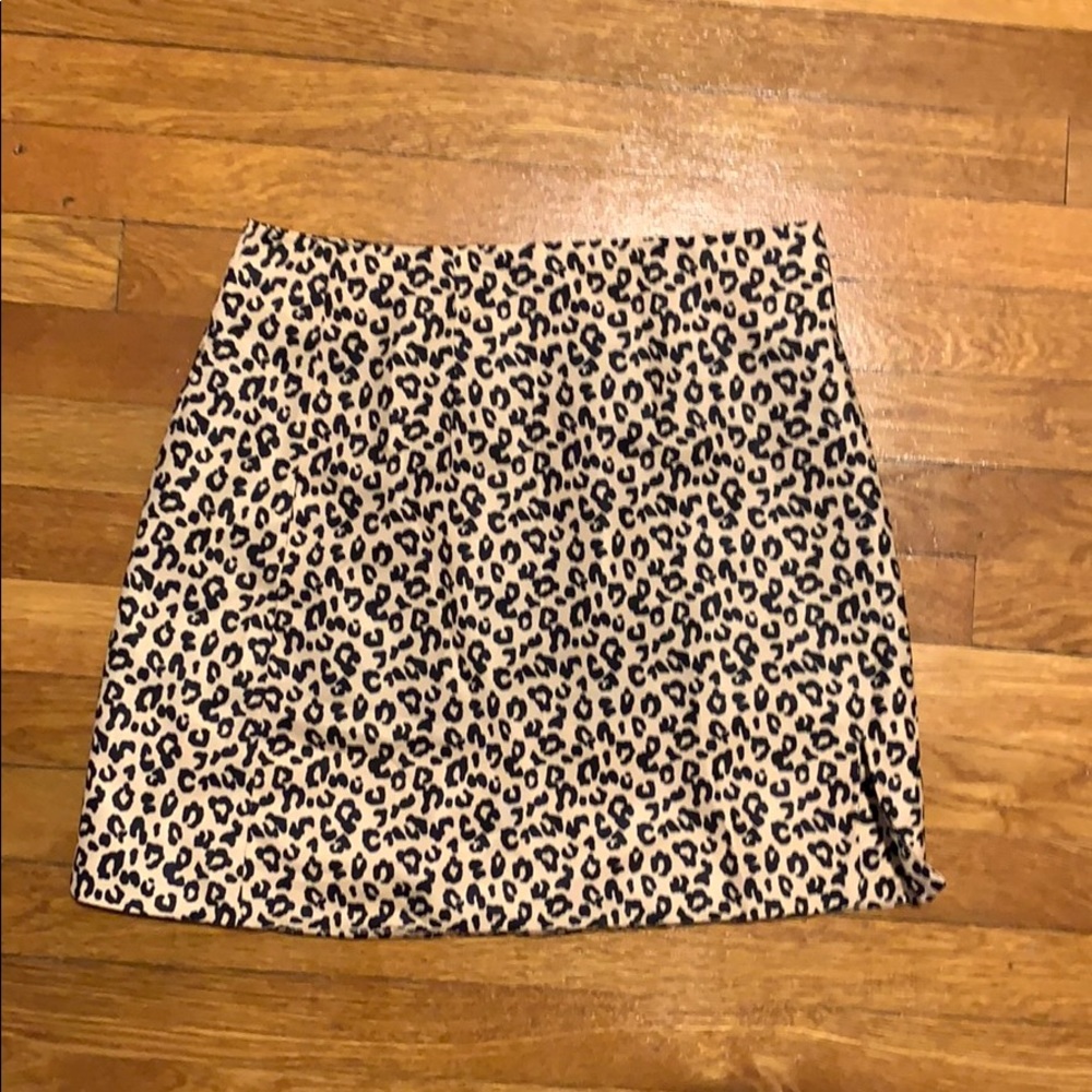 Forever 21 Cheetah print skirt